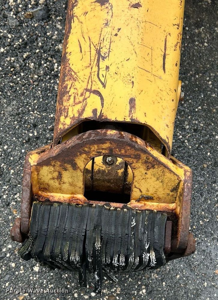 image for item EC1401 2005 Caterpillar 420D backhoe