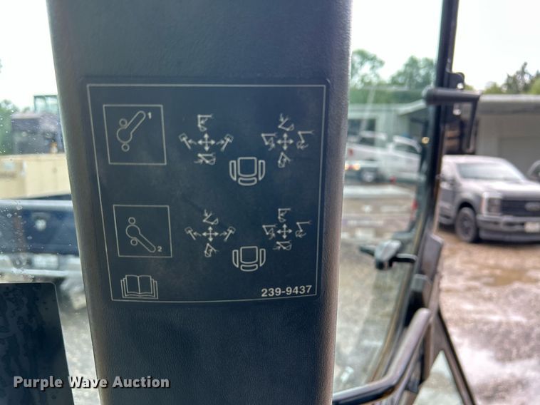 image for item EC1401 2005 Caterpillar 420D backhoe