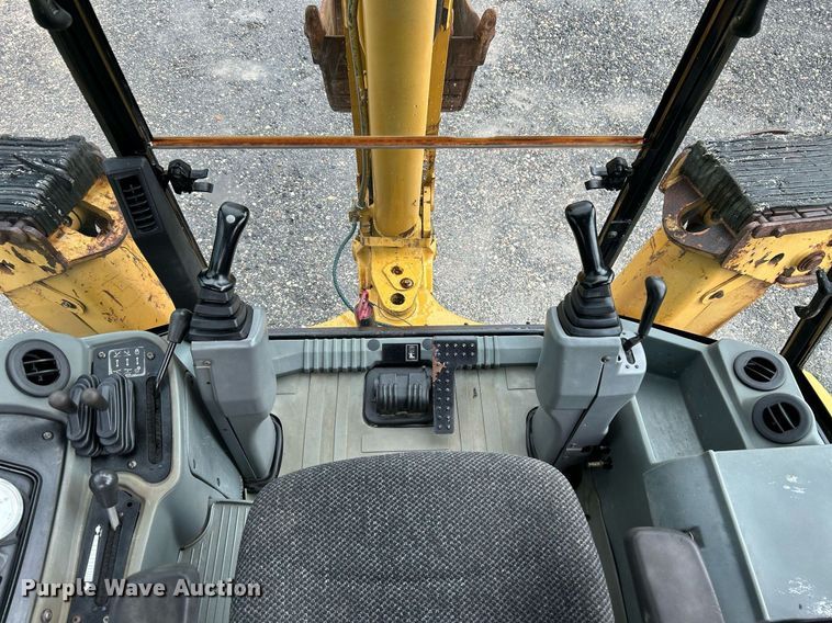 image for item EC1401 2005 Caterpillar 420D backhoe