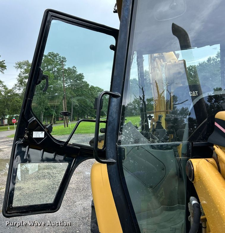 image for item EC1401 2005 Caterpillar 420D backhoe