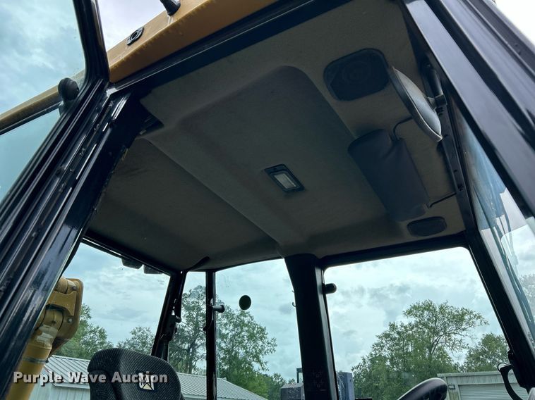 image for item EC1401 2005 Caterpillar 420D backhoe