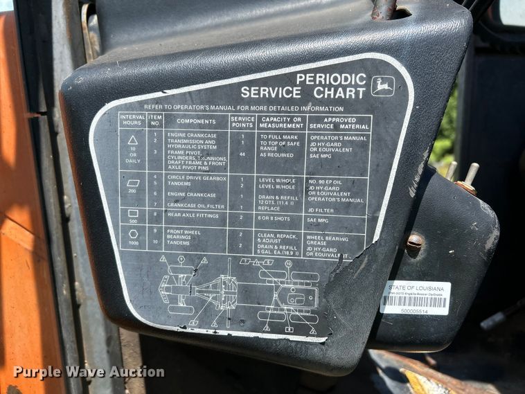 image for item EC1403 1983 John Deere 570A motor grader