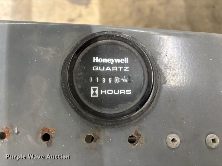 image for item EC3607 2014 Skyjack 3219 scissor lift