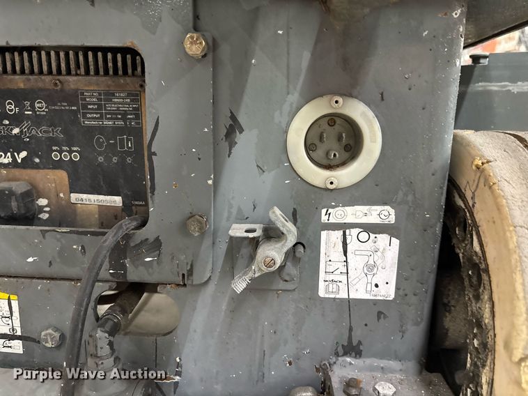 image for item EC3607 2014 Skyjack 3219 scissor lift