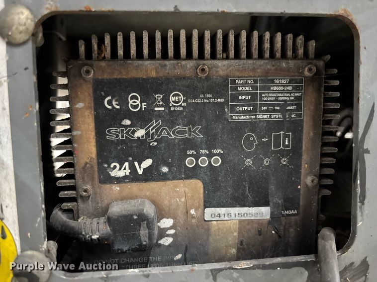 image for item EC3607 2014 Skyjack 3219 scissor lift