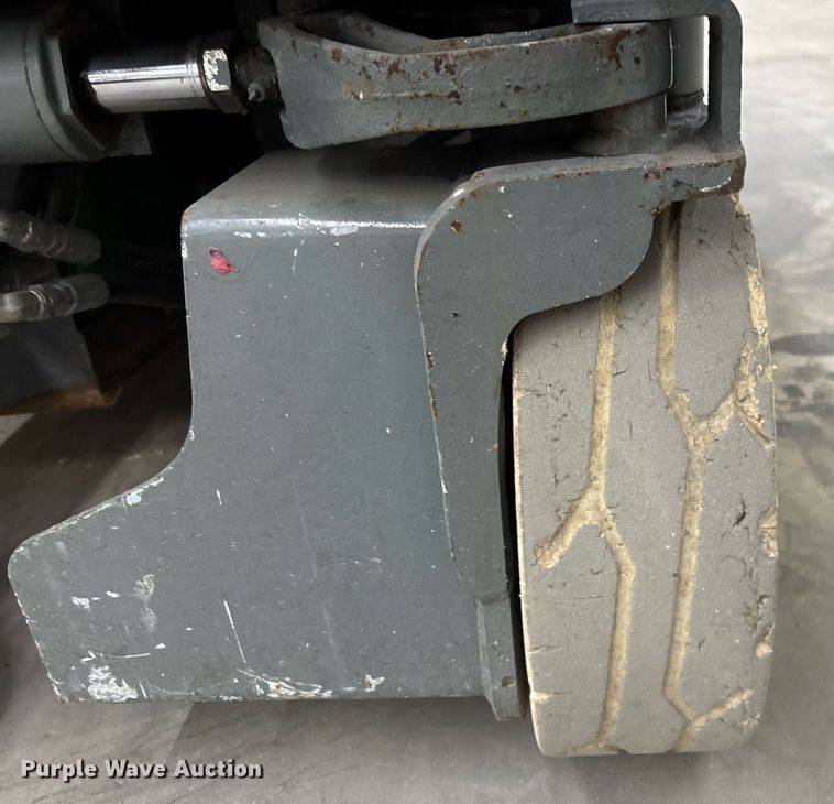 image for item EC3607 2014 Skyjack 3219 scissor lift