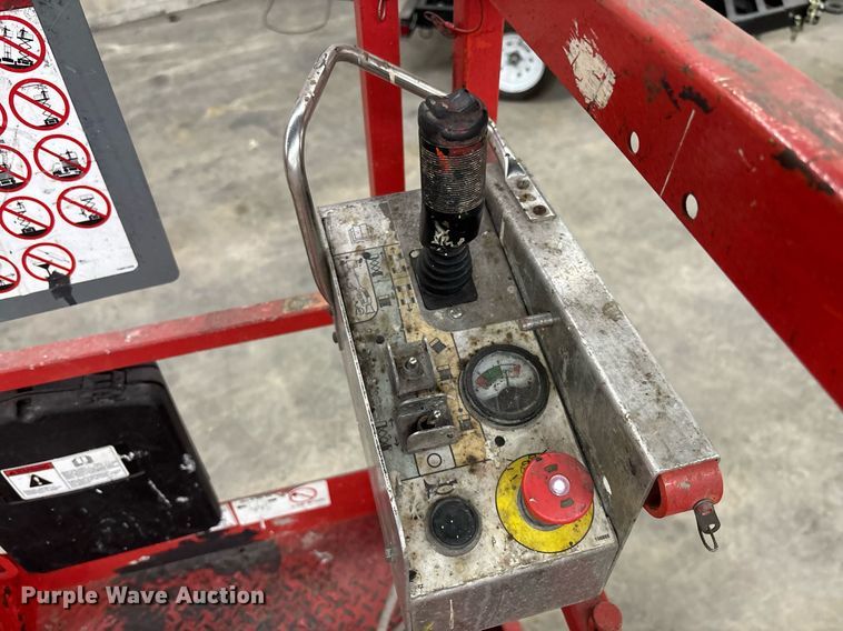 image for item EC3608 2015 Skyjack 3226 scissor lift