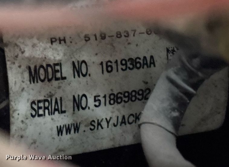 image for item EC3609 2014 Skyjack 3219 scissor lift