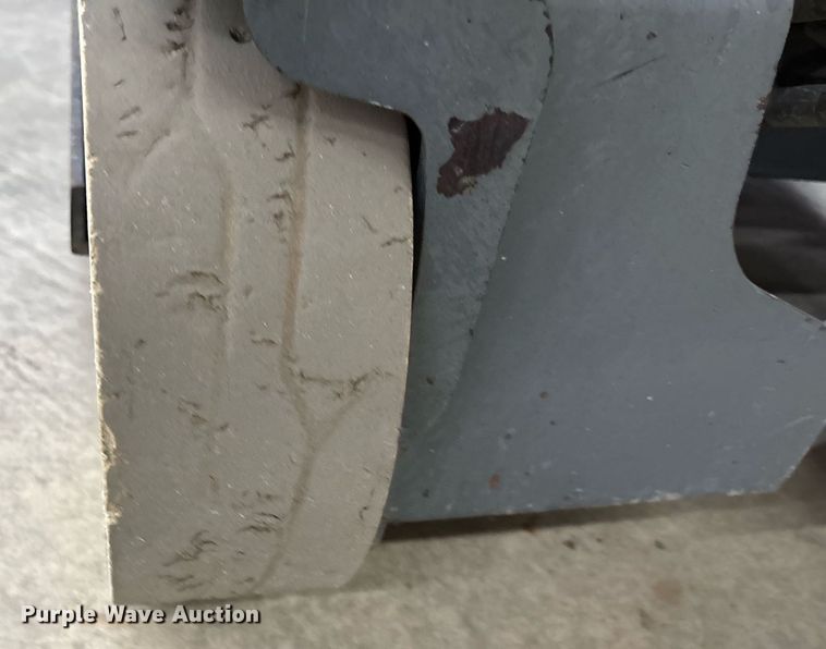 image for item EC3609 2014 Skyjack 3219 scissor lift