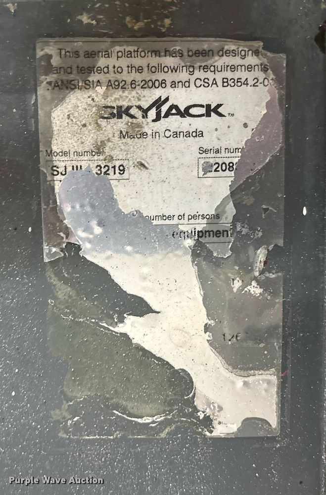 image for item EC3609 2014 Skyjack 3219 scissor lift