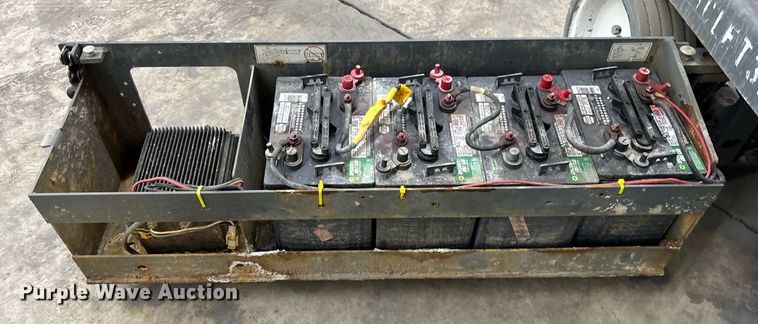 image for item EC3610 2016 Skyjack 4632 scissor lift