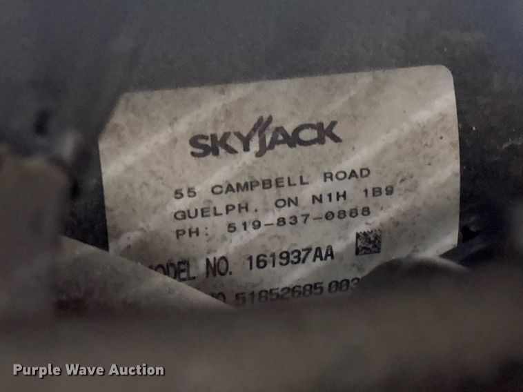 image for item EC3610 2016 Skyjack 4632 scissor lift