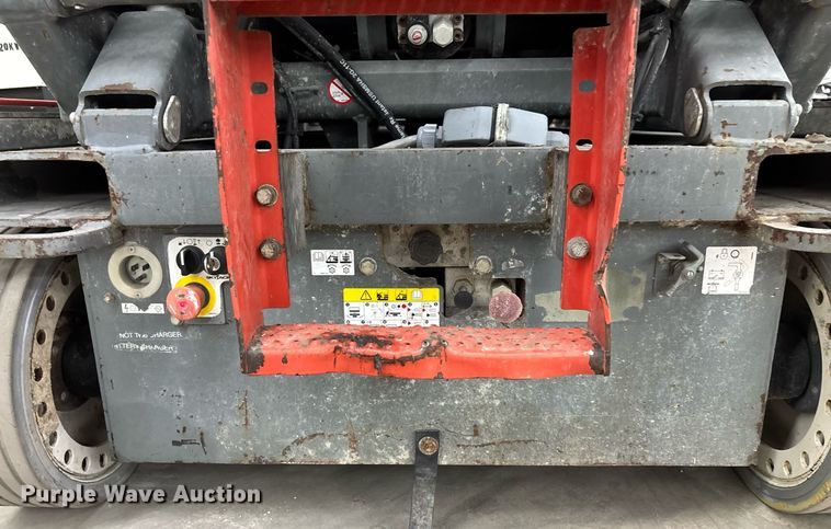 image for item EC3610 2016 Skyjack 4632 scissor lift