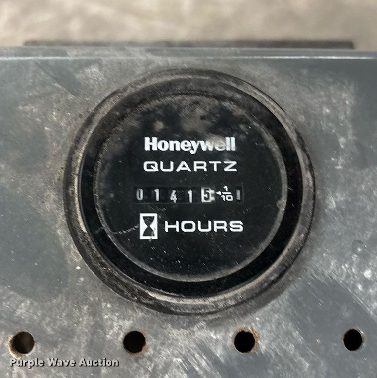 image for item EC3610 2016 Skyjack 4632 scissor lift