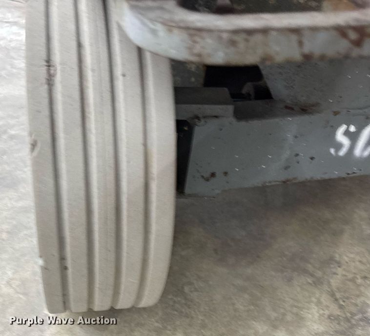 image for item EC3610 2016 Skyjack 4632 scissor lift