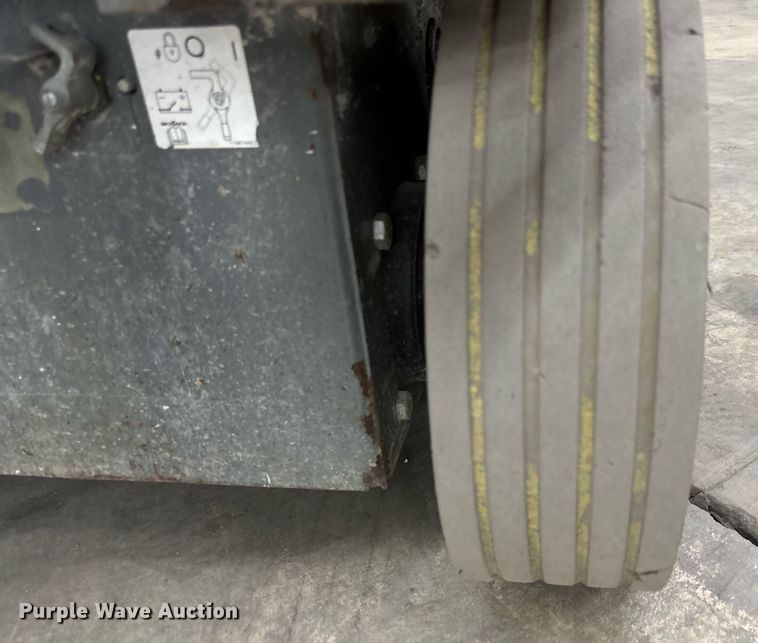 image for item EC3610 2016 Skyjack 4632 scissor lift