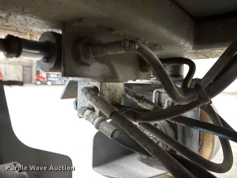 image for item EC3611 2014 Skyjack 3219 scissor lift