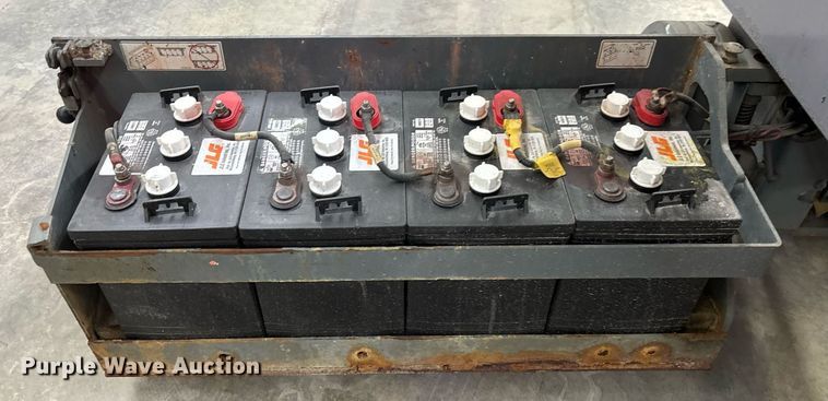 image for item EC3611 2014 Skyjack 3219 scissor lift