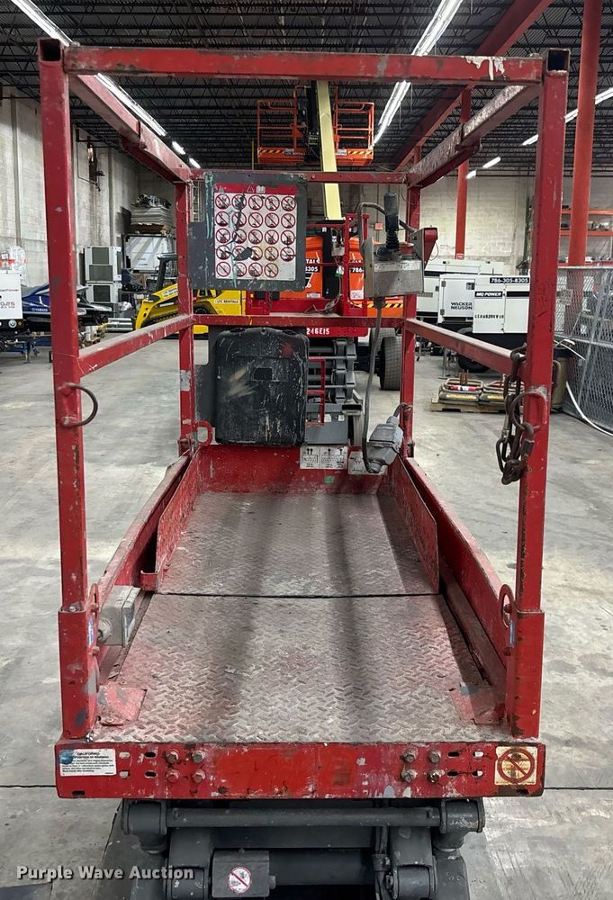image for item EC3613 2015 Skyjack 3219 scissor lift
