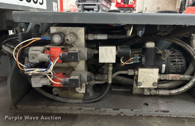 image for item EC3613 2015 Skyjack 3219 scissor lift