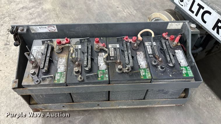 image for item EC3613 2015 Skyjack 3219 scissor lift