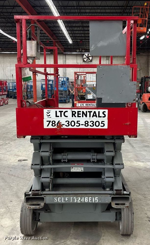 image for item EC3614 2015 Skyjack 4632  scissor lift