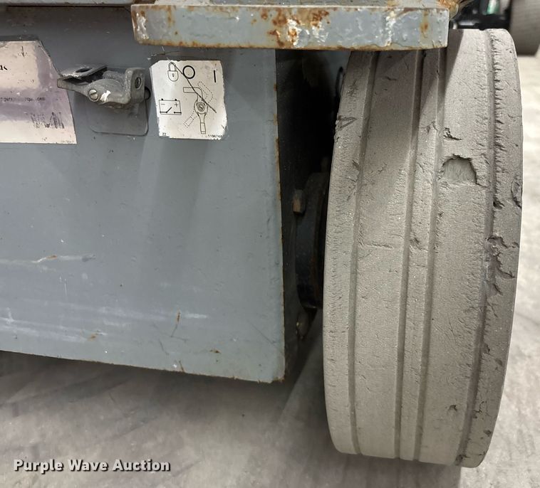 image for item EC3614 2015 Skyjack 4632  scissor lift