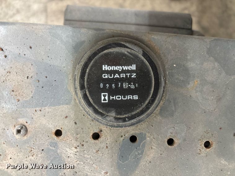 image for item EC3614 2015 Skyjack 4632  scissor lift