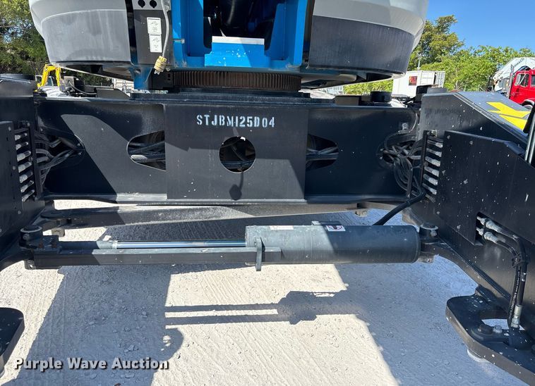 image for item EC3620 2018 Genie SX-125XC boom lift