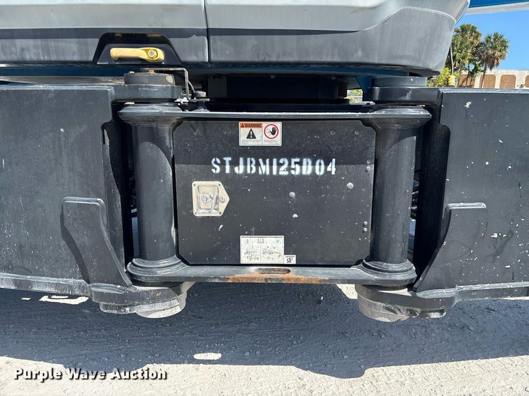 image for item EC3620 2018 Genie SX-125XC boom lift