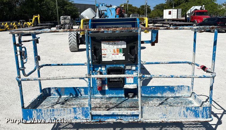 image for item EC3620 2018 Genie SX-125XC boom lift