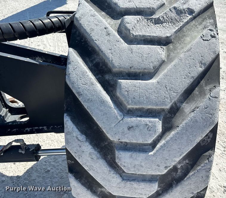 image for item EC3620 2018 Genie SX-125XC boom lift