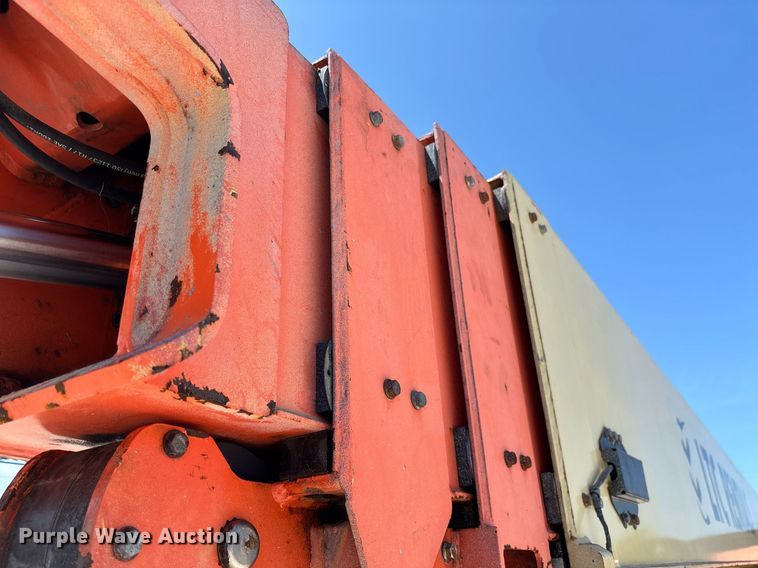 image for item EC3621 2009 JLG 1350SJP boom lift