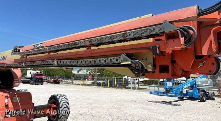 image for item EC3621 2009 JLG 1350SJP boom lift