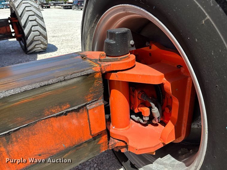 image for item EC3621 2009 JLG 1350SJP boom lift