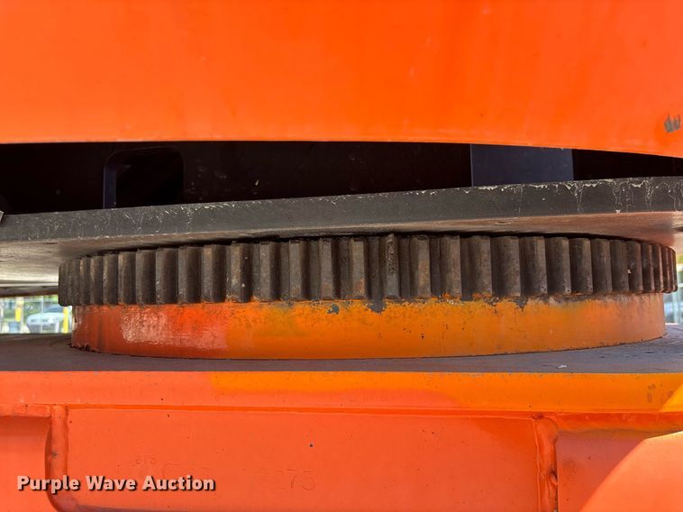 image for item EC3621 2009 JLG 1350SJP boom lift