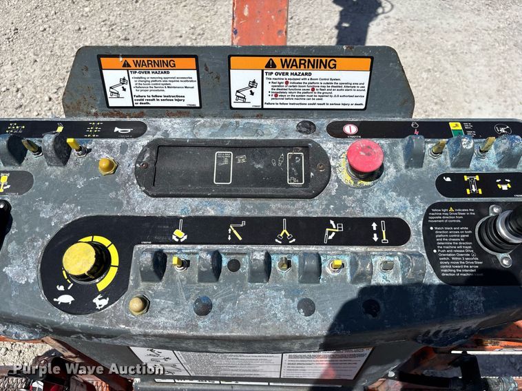 image for item EC3621 2009 JLG 1350SJP boom lift