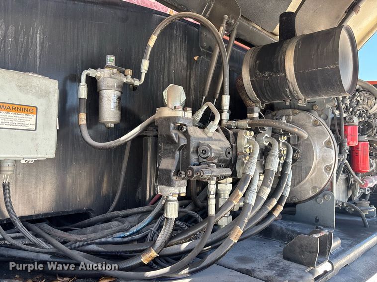 image for item EC3621 2009 JLG 1350SJP boom lift