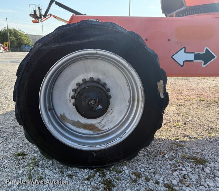 image for item EC3621 2009 JLG 1350SJP boom lift