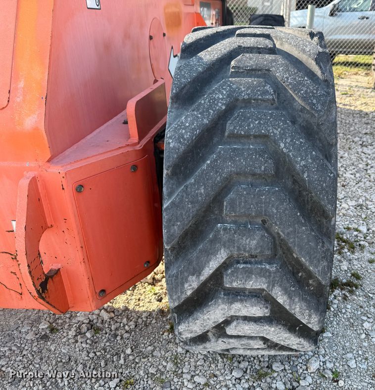 image for item EC3621 2009 JLG 1350SJP boom lift