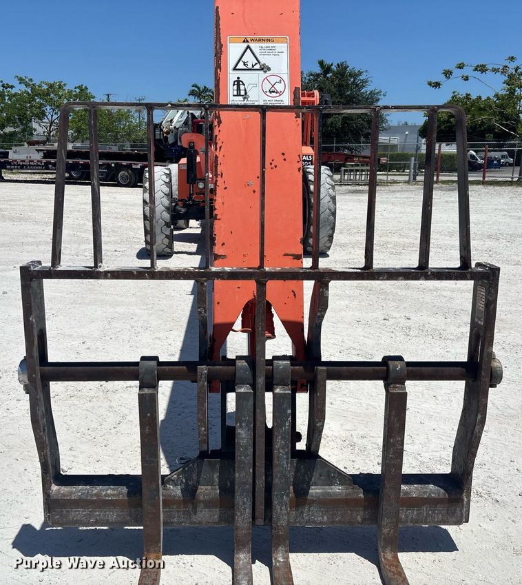 image for item EC3622 2014 JLG 8042 telehandler