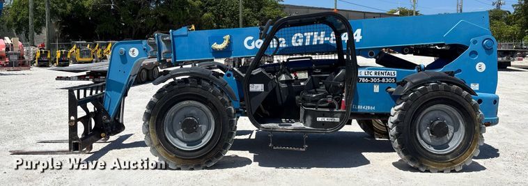 image for item EC3623 2015 Genie GTH844 telehandler