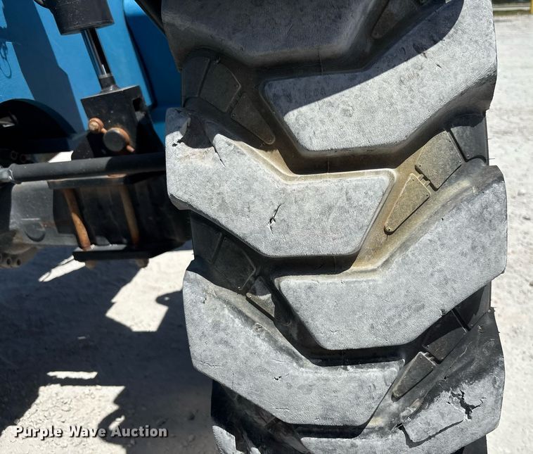 image for item EC3623 2015 Genie GTH844 telehandler