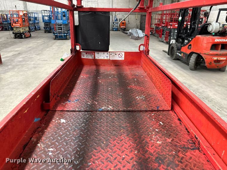 image for item EC3625 2014 Skyjack 3226 scissor lift
