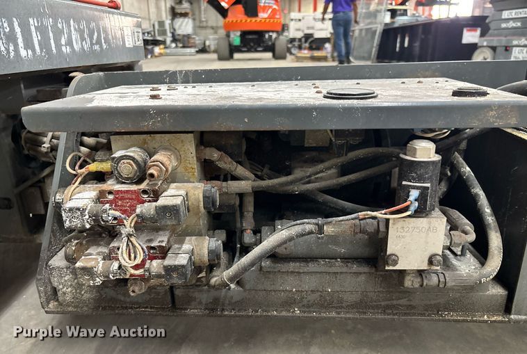 image for item EC3625 2014 Skyjack 3226 scissor lift