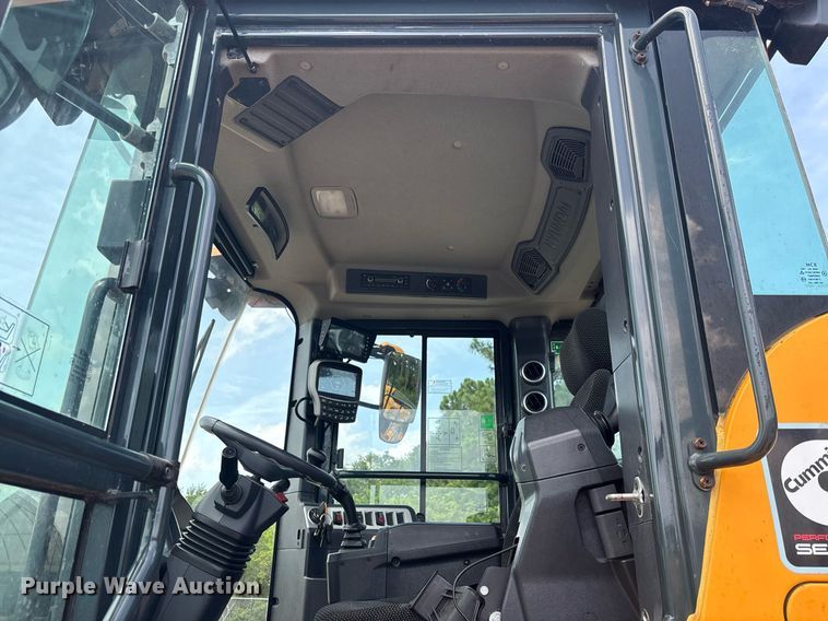 image for item EC3655 2020 Hyundai HL980A wheel loader