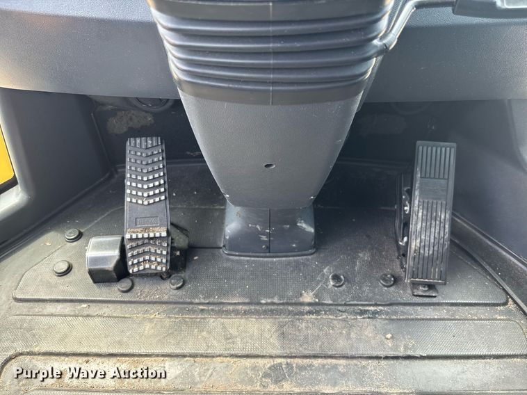 image for item EC3655 2020 Hyundai HL980A wheel loader