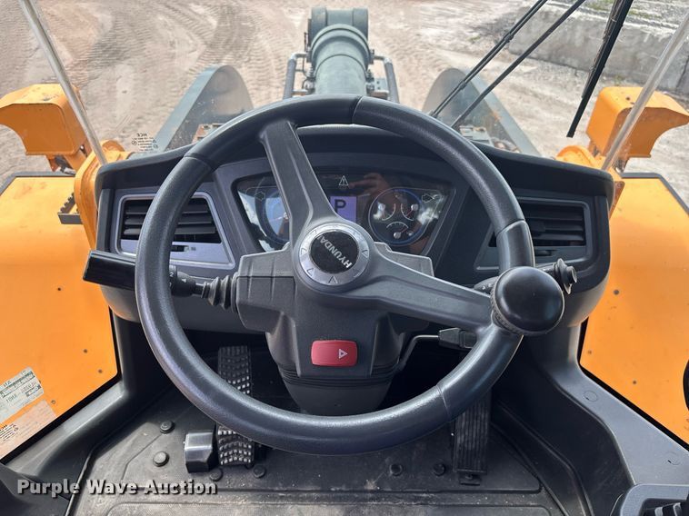 image for item EC3655 2020 Hyundai HL980A wheel loader