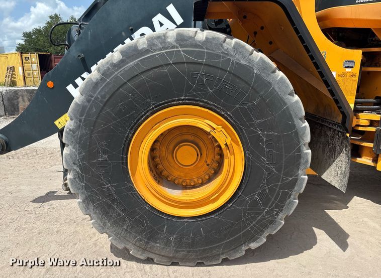 image for item EC3655 2020 Hyundai HL980A wheel loader
