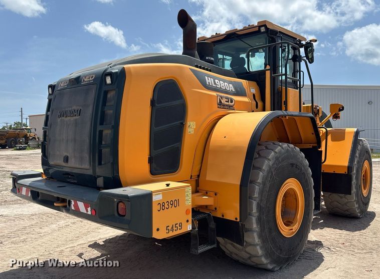 image for item EC3656 2020 Hyundai HL980A wheel loader